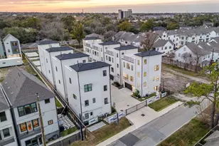 8709 Ojeman Villas Dr, Houston, TX 77055 - Photo 47