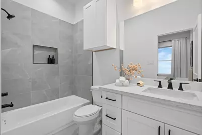 8709 Ojeman Villas Drive, Houston, TX 77055 - Photo 39