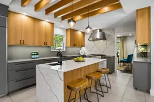 1902 Chimney Rock Rd, Houston, TX 77056 - Photo 1