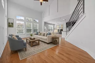 2303 Capulet St, Austin, TX 78741 - Photo 3
