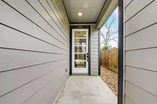 1518 Malvern St, Houston, TX 77009 - Photo 3