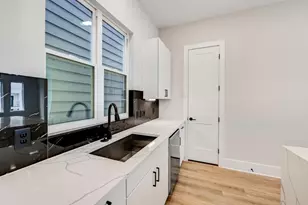 1518 Malvern St, Houston, TX 77009 - Photo 13