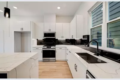 1518 Malvern Street, Houston, TX 77009 - Photo 11