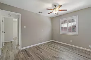 6115 Conlan Bay Dr, Houston, TX 77041 - Photo 9