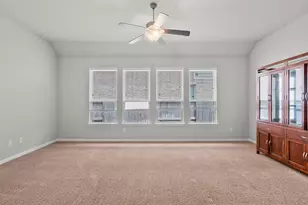 9010 Gardenia Meadow Ln, Spring, TX 77379 - Photo 5