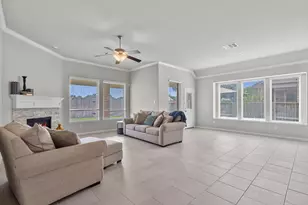 9010 Gardenia Meadow Ln, Spring, TX 77379 - Photo 7