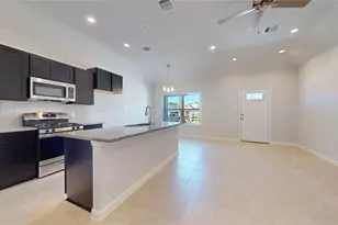 11821 E Gate Dr, Willis, TX 77318 - Photo 11