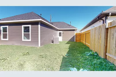 11821 East Gate Drive, Willis, TX 77318 - Photo 33