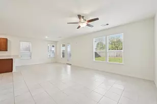 12130 Blooming Willow Dr, Tomball, TX 77377 - Photo 9