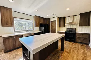 16306 Crockett Martin Ests Dr, Conroe, TX 77306 - Photo 11