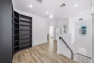 2337 Paul Quinn St, Houston, TX 77091 - Photo 5