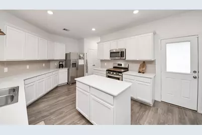 2835 Mistygate Court, Conroe, TX 77301 - Photo 11