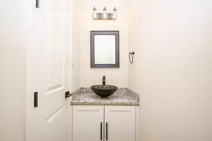 710 Stanford St, Houston, TX 77019 - Photo 17