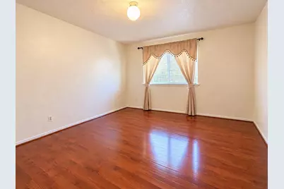 8357 Nairn Street, Houston, TX 77074 - Photo 5