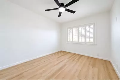 6642 Heron Drive, Houston, TX 77087 - Photo 17