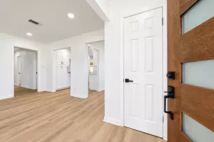 6642 Heron Dr, Houston, TX 77087 - Photo 5