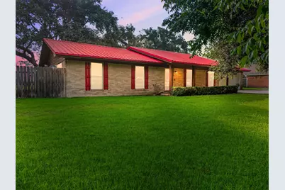 10922 Glen Oaks Street, Beaumont, TX 77705 - Photo 1