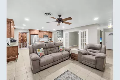 10922 Glen Oaks Street, Beaumont, TX 77705 - Photo 21