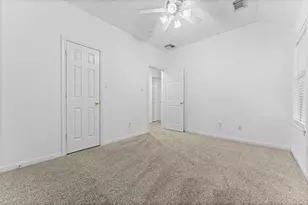 39 E Burberry Cir, The Woodlands, TX 77384 - Photo 31