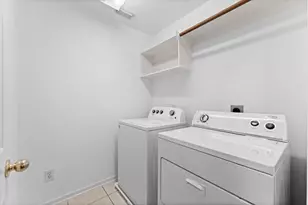 39 E Burberry Cir, The Woodlands, TX 77384 - Photo 35