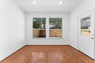 39 E Burberry Cir, The Woodlands, TX 77384 - Photo 17