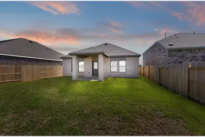 3627 Atlas Point Lane, Angleton, TX 77515 - Photo 23