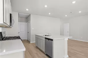 3627 Atlas Pt Ln, Angleton, TX 77515 - Photo 7