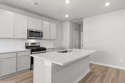 3627 Atlas Point Lane, Angleton, TX 77515 - Photo 3