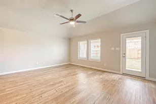 2611 Westward Hl Dr, Fresno, TX 77545 - Photo 9