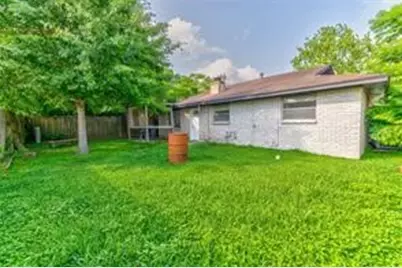 4910 Redfish Reef Drive, Bacliff, TX 77518 - Photo 15