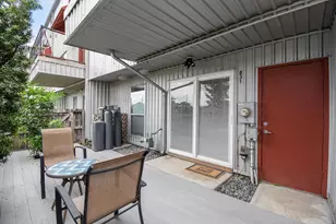 831 Saulnier St, Houston, TX 77019 - Photo 15