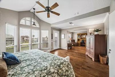 18305 Starboard Drive, Houston, TX 77058 - Photo 13