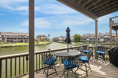 18305 Starboard Drive, Houston, TX 77058 - Photo 29