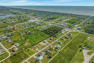 1080 N Monkhouse Dr, Crystal Beach, TX 77650 - Photo 1