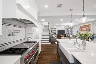 5687 Green Tree Rd, Houston, TX 77056 - Photo 21