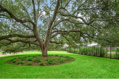 5687 Green Tree Road, Houston, TX 77056 - Photo 45