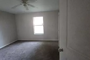 11919 Greenmesa Dr, Houston, TX 77044 - Photo 9