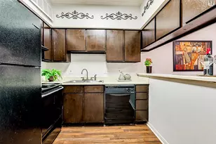 2100 Tanglewilde St, Houston, TX 77063 - Photo 9