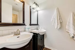 2100 Tanglewilde St, Houston, TX 77063 - Photo 15