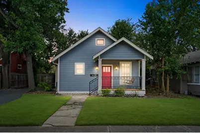 704 E 11th 1/2 Street, Houston, TX 77008 - Photo 1