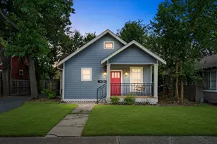 704 E 11th 1/2 St, Houston, TX 77008 - Photo 1