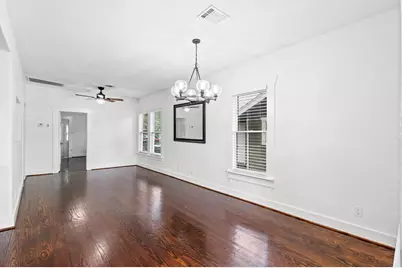 704 E 11th 1/2 Street, Houston, TX 77008 - Photo 9
