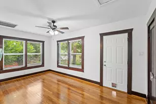 704 E 11th 1/2 St, Houston, TX 77008 - Photo 35