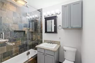 704 E 11th 1/2 St, Houston, TX 77008 - Photo 35