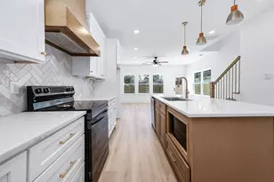 8598 Hoffman St, Houston, TX 77016 - Photo 7