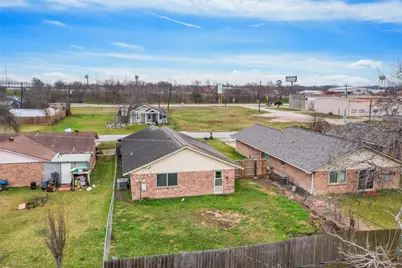 509 N 11th Street, La Porte, TX 77571 - Photo 31