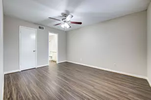 10729 Braes Bend Dr, Houston, TX 77071 - Photo 19