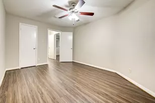 10729 Braes Bend Dr, Houston, TX 77071 - Photo 25