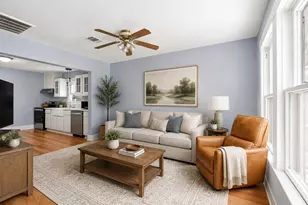 304 Bomar St, Houston, TX 77006 - Photo 7
