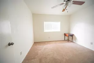 13927 Lynnwood Ln, Sugar Land, TX 77498 - Photo 7